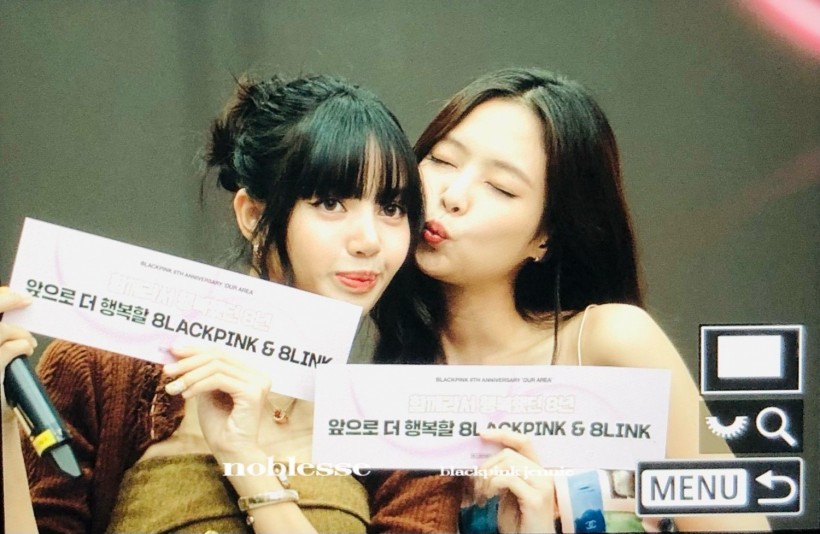 BLACKPINK Lisa Tears Up Gift From BLINK — Here’s Why It’s Drawing Praise From Jennie Fans