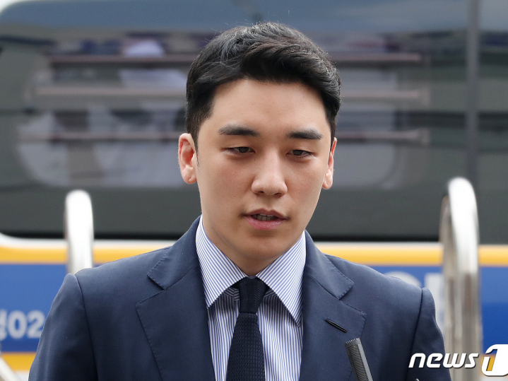 Seungri Addresses Participation in 'Burning Sun' Event: 'I Will Remain Quiet So People...'