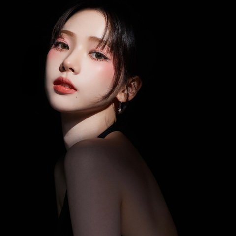 aespa Karina Draws Attention For Stunning Visuals In THESE Makeup Campaign Photos: 'Why Is My Girl So Pretty?'