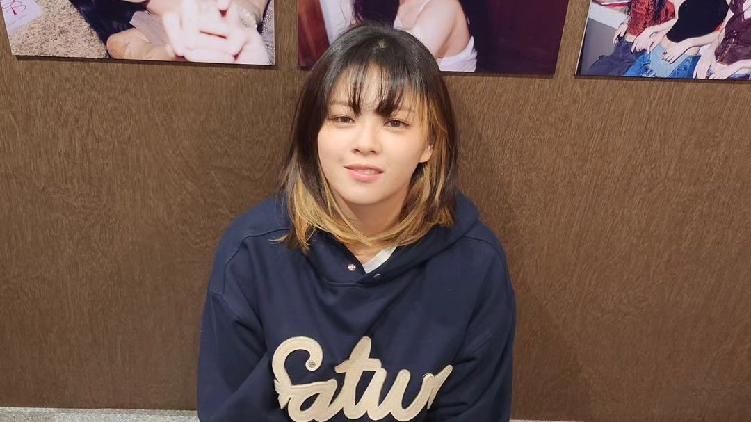 TWICE Jeongyeon Reveals Working Part-Time At Cafe During Hiatus + ONCEs Endeared by Idol’s Activities