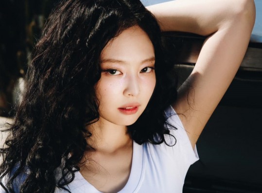 BLACKPINK Jennie Exudes Confidence in 'Mantra' MV + to Perform on 'Jimmy Kimmel Live!'