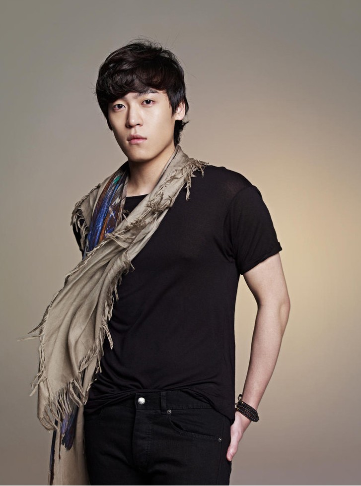 John Park Debut Photo | KpopStarz