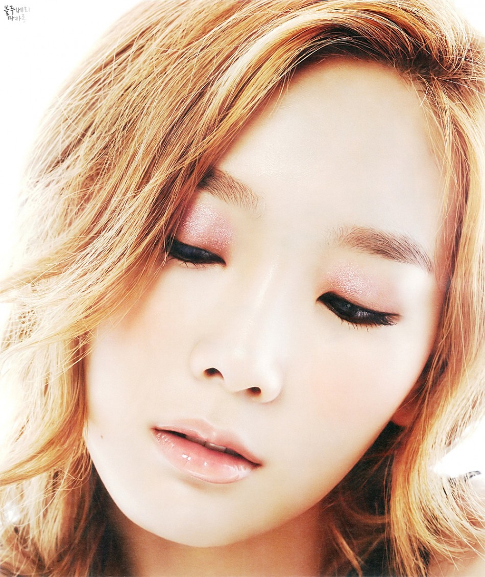 Girls' Generation(SNSD) Taeyeon Various Makeup Looks For High Cut ...