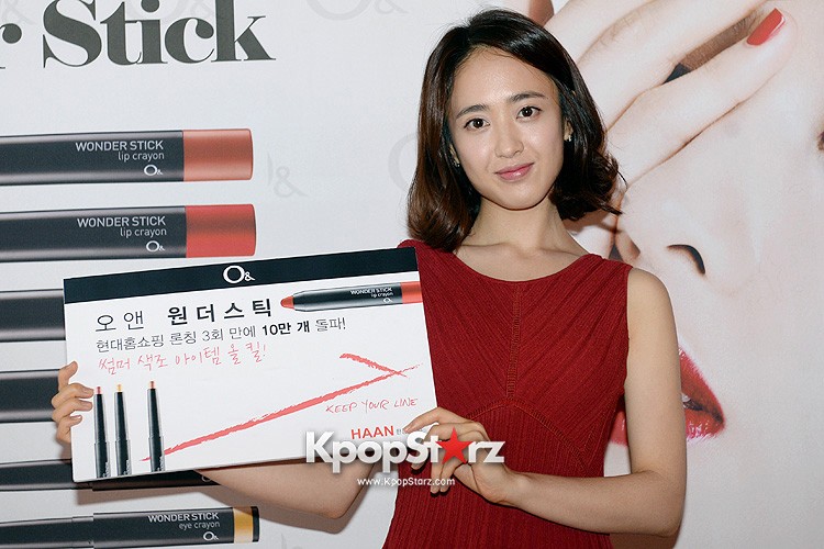 Kim Min Jung Attend Make Up Brand 'HAAN Beauty' Promotional Event on