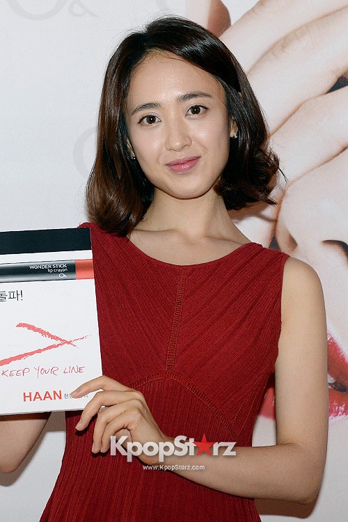 Kim Min Jung Attend Make Up Brand 'HAAN Beauty' Promotional Event on