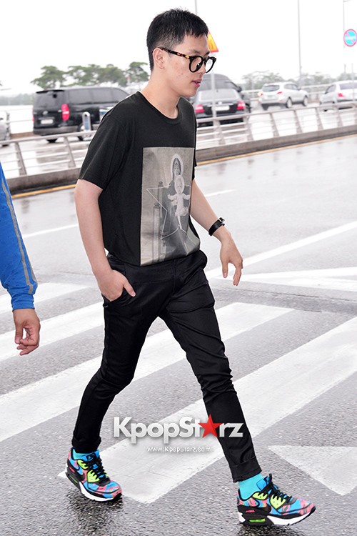 Airport Style: ZE:A Leaving for Fan Meeting in Sanghai on July 13, 2013 ...