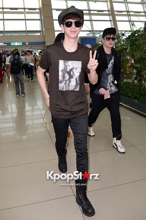 Airport Style: ZE:A Leaving for Fan Meeting in Sanghai on July 13, 2013 ...