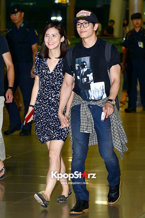 Lee Bo Young and Ji Sung Leaving for Wedding Photography in Spain - Aug